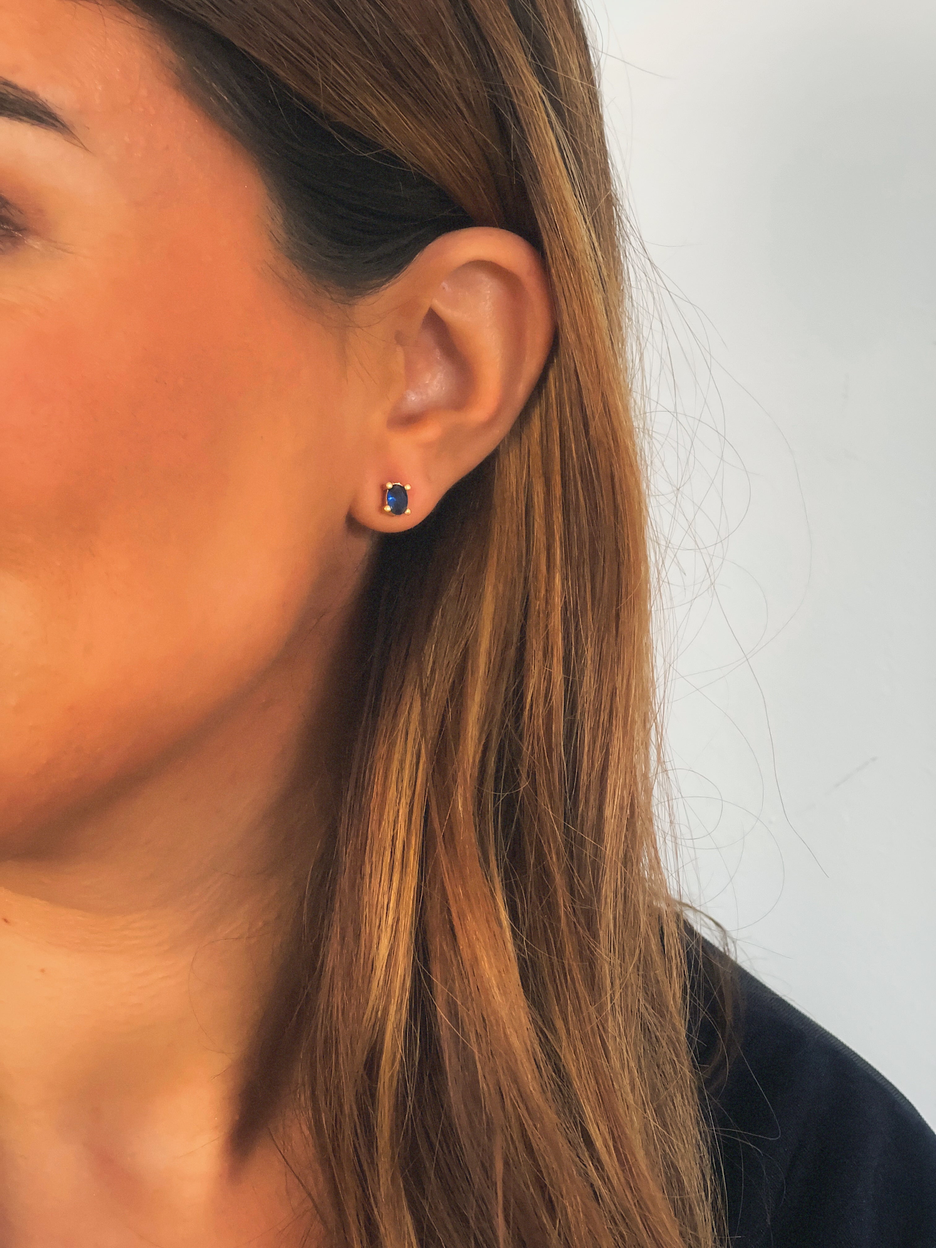 Pendiente botón cristal zafiro