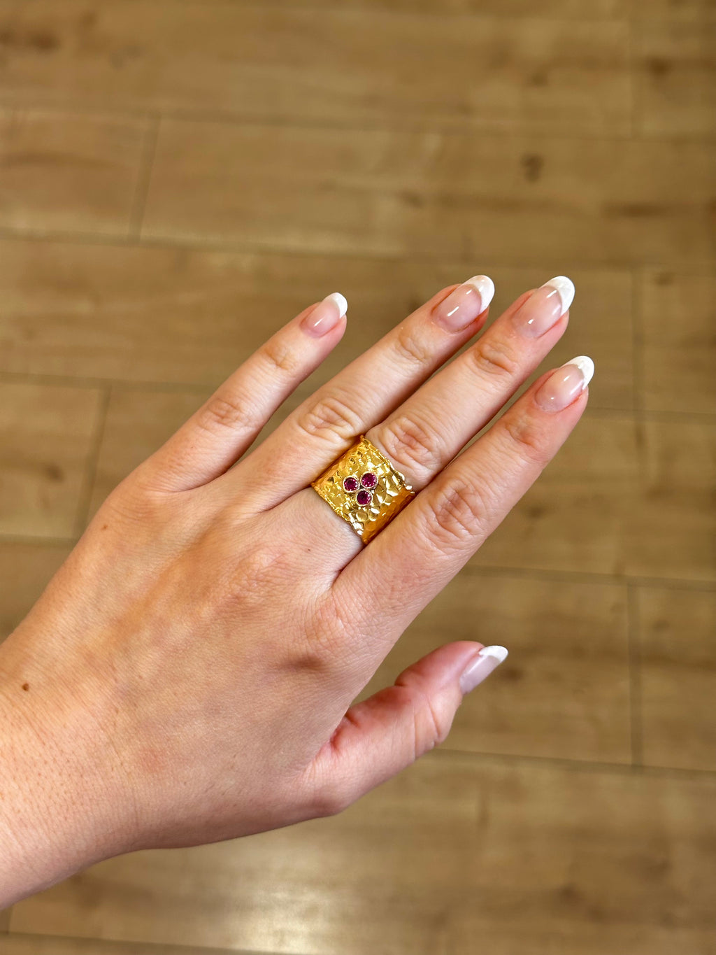 Anillo Agatha Fucsia