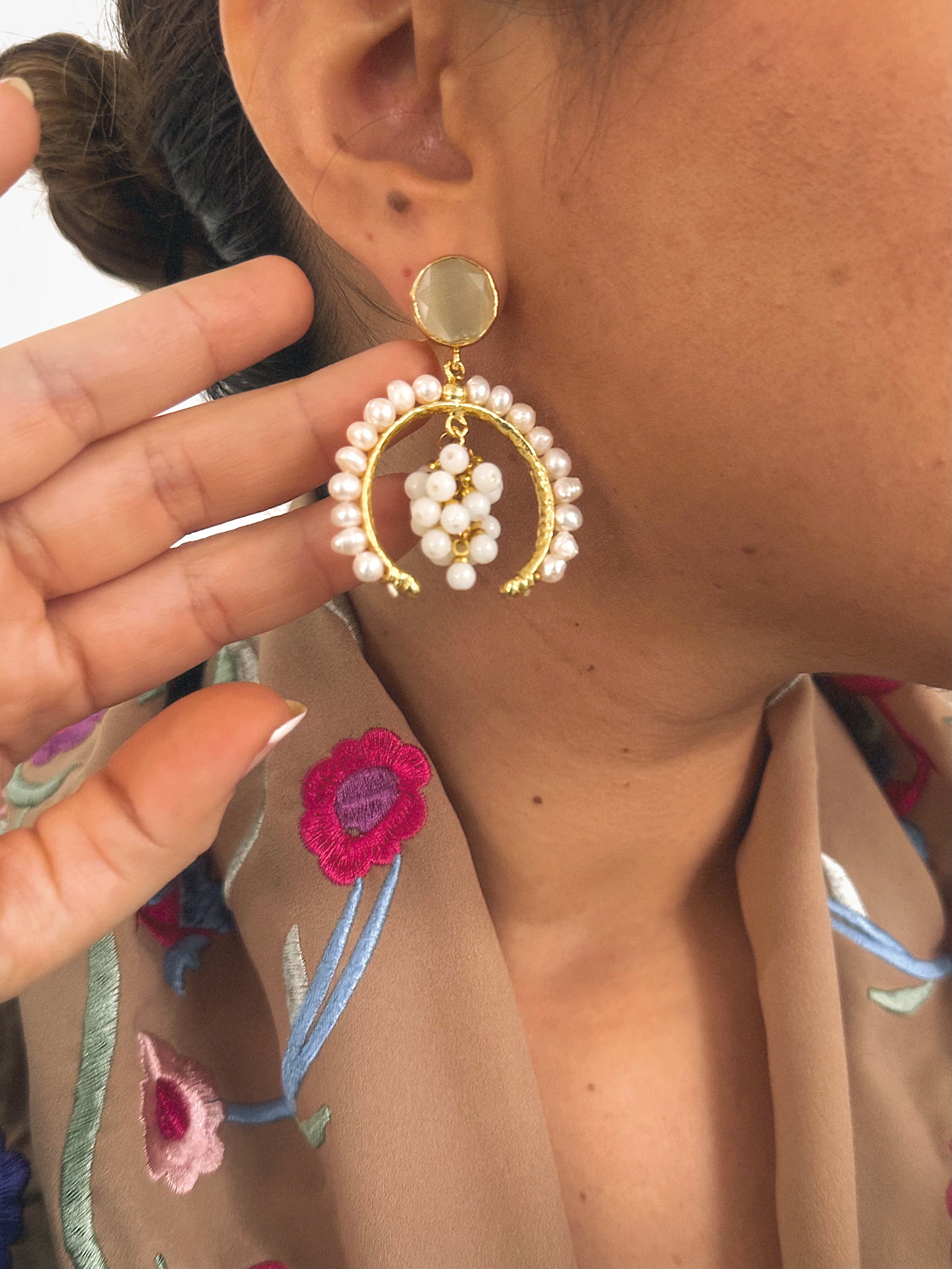 Pendientes Vid perla blanco