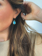 Pendiente gota cristal azul claro