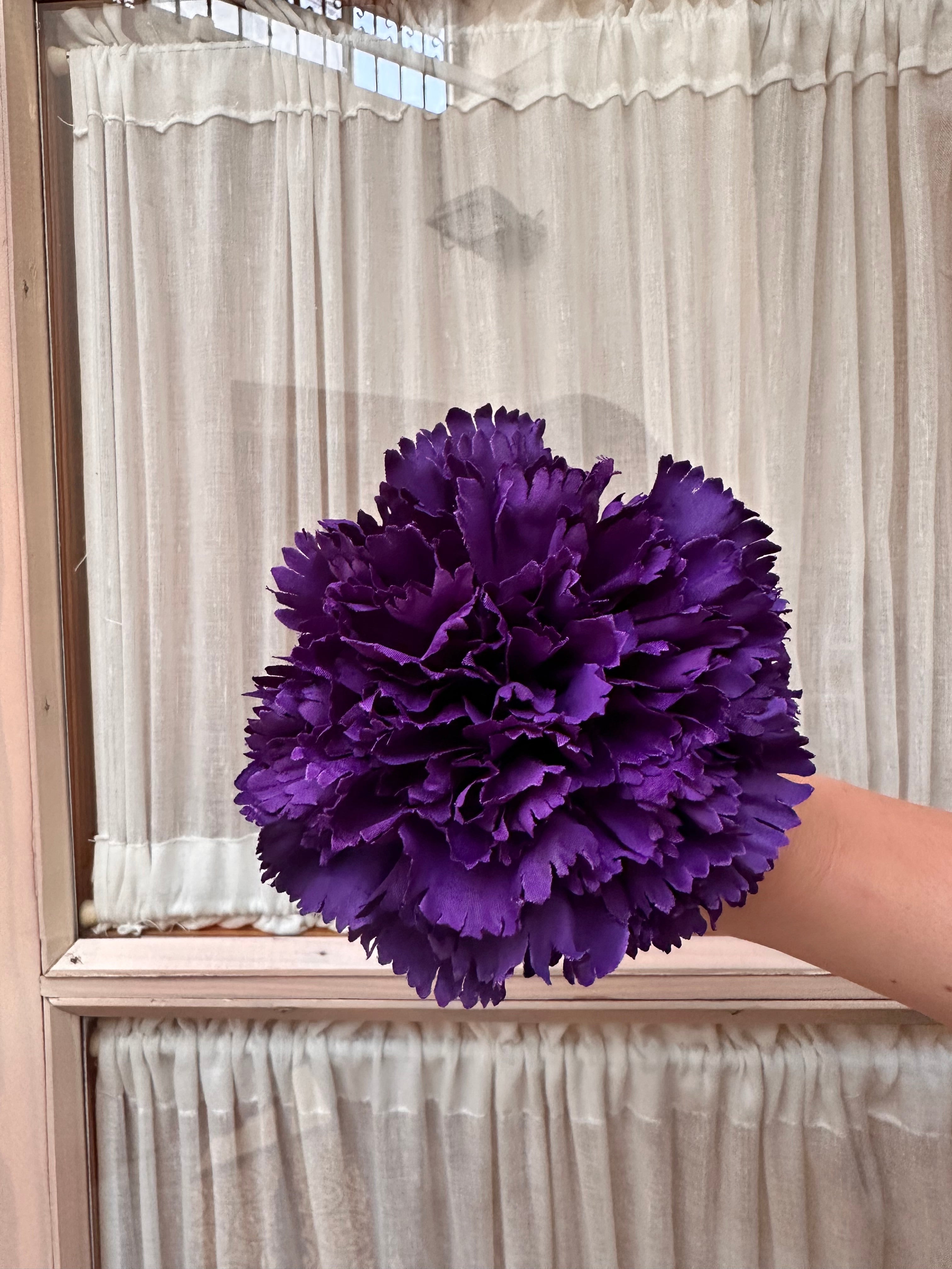 Clavel mediano morado