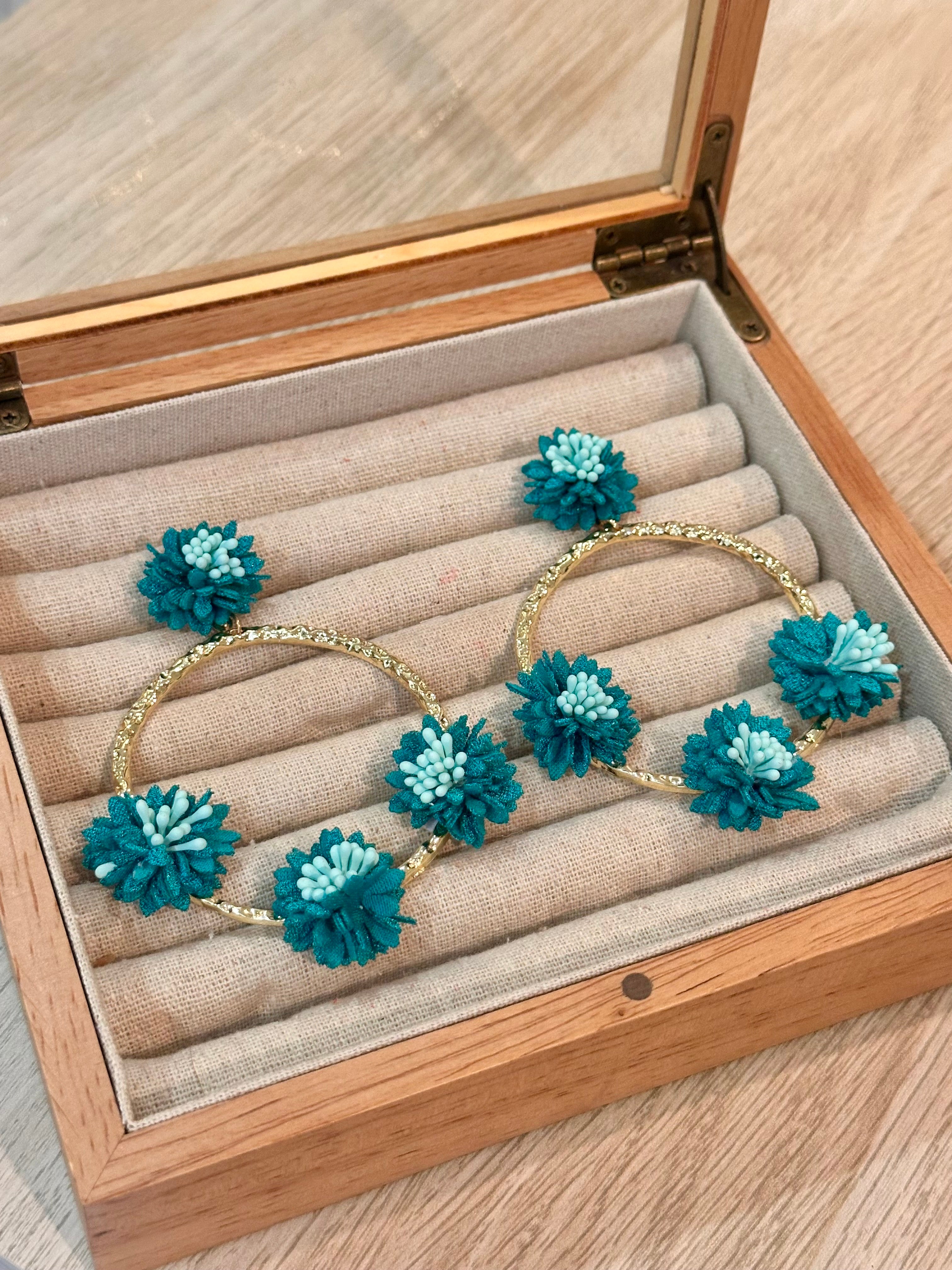 Pendientes primavera verde botella