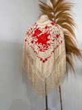 Mantoncillo marfil con rojo