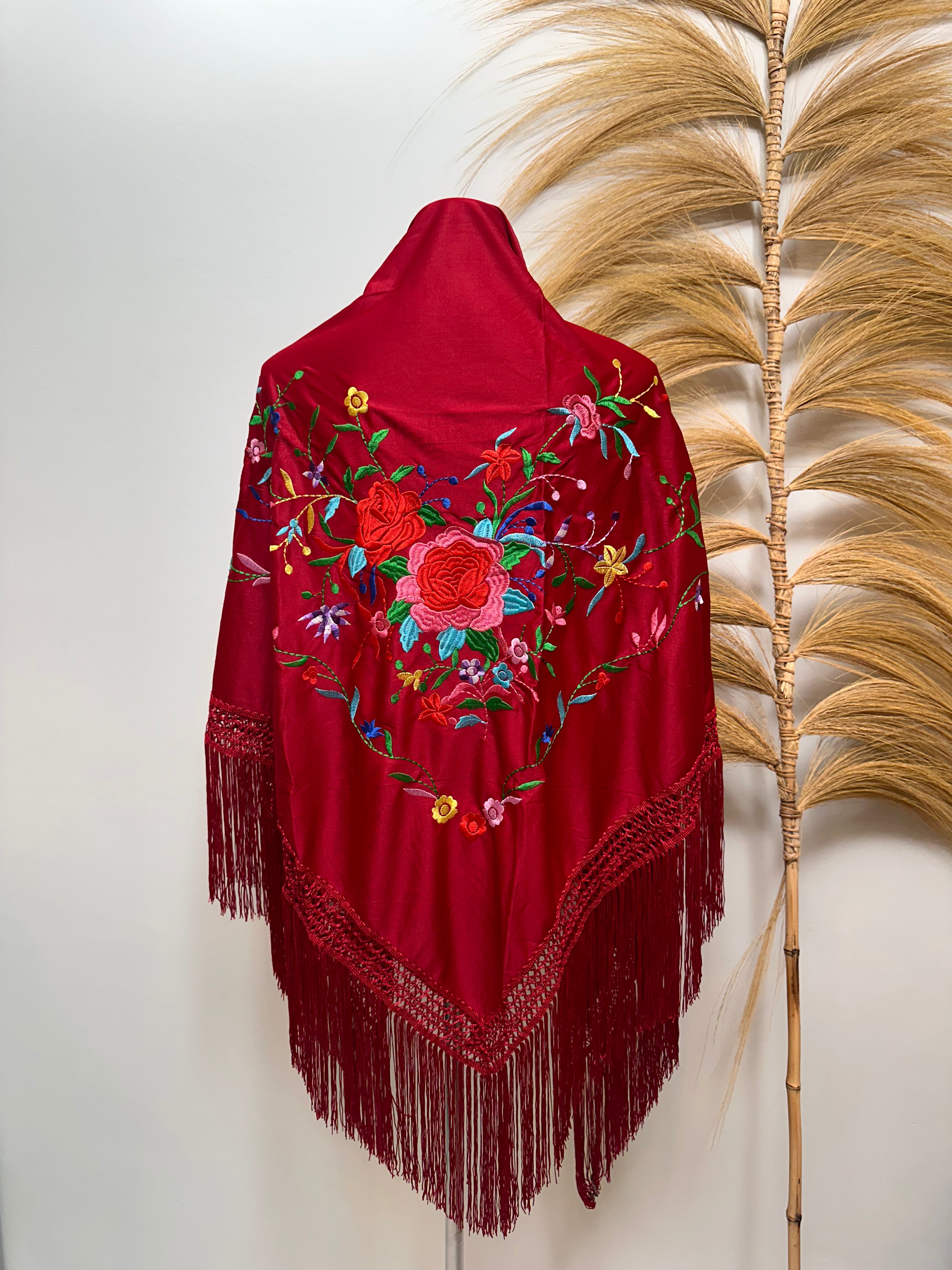 Manton XL burdeos bordado muticolor