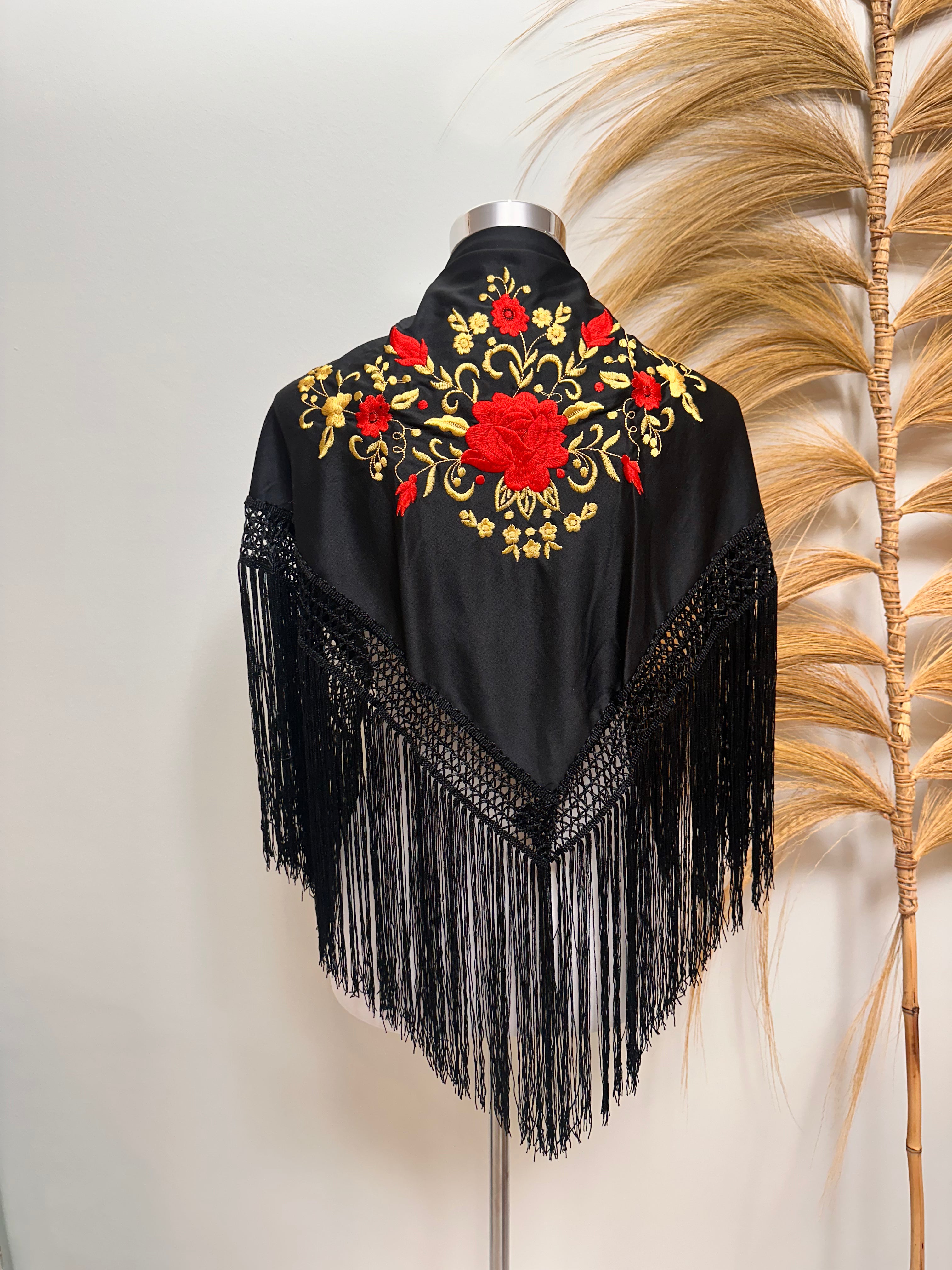 Pico niña negro bordado rojo y dorado flecos largos