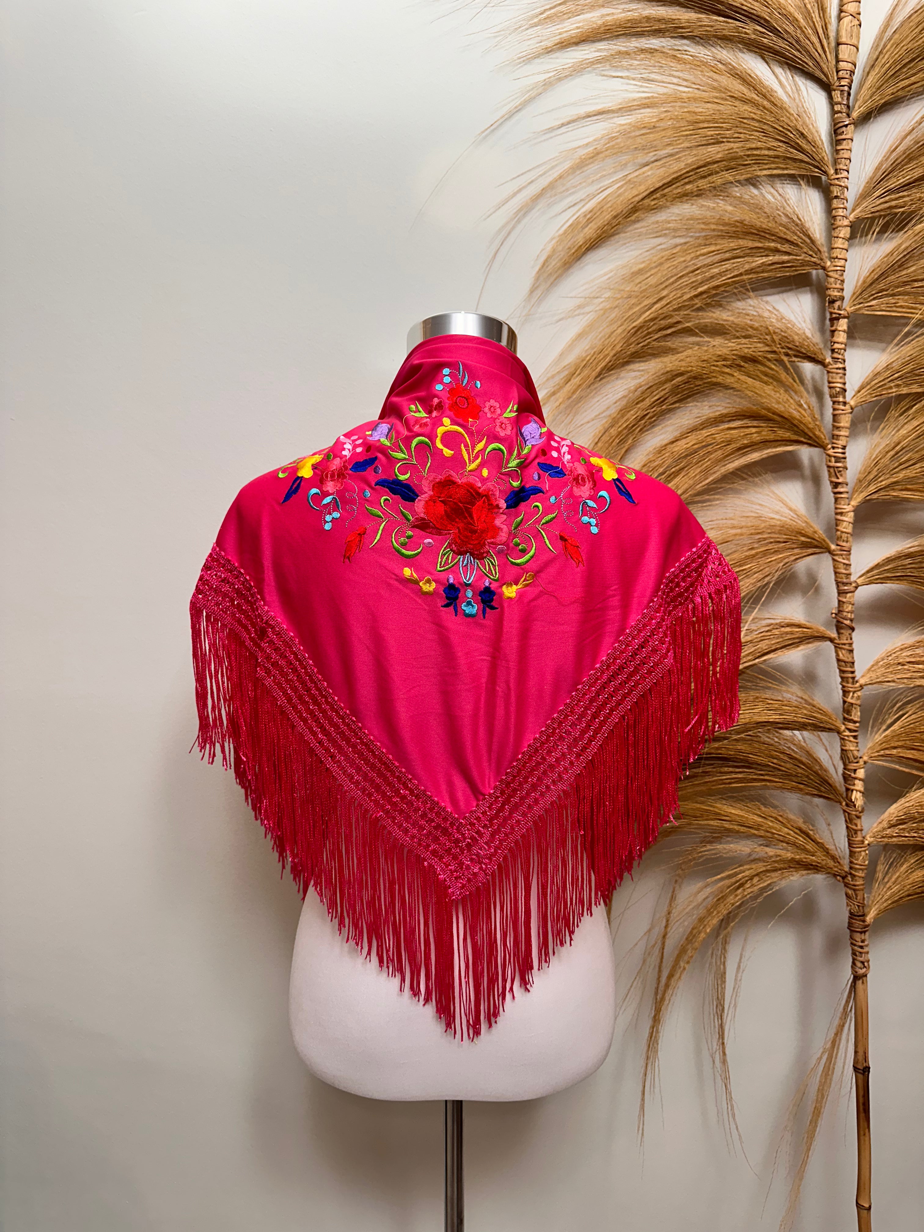 Pico niña rosa bordado color