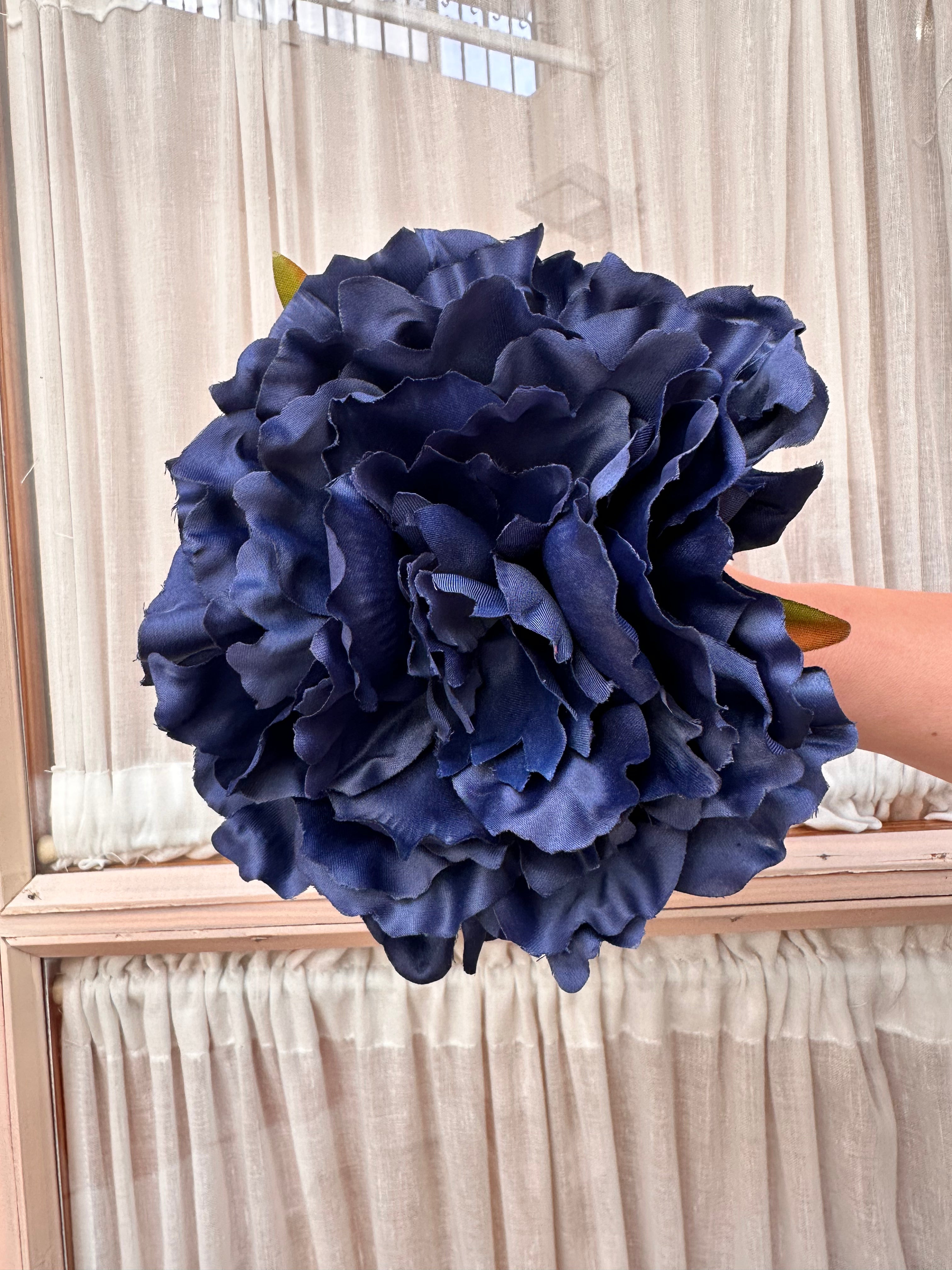 Peonia grande azul marino