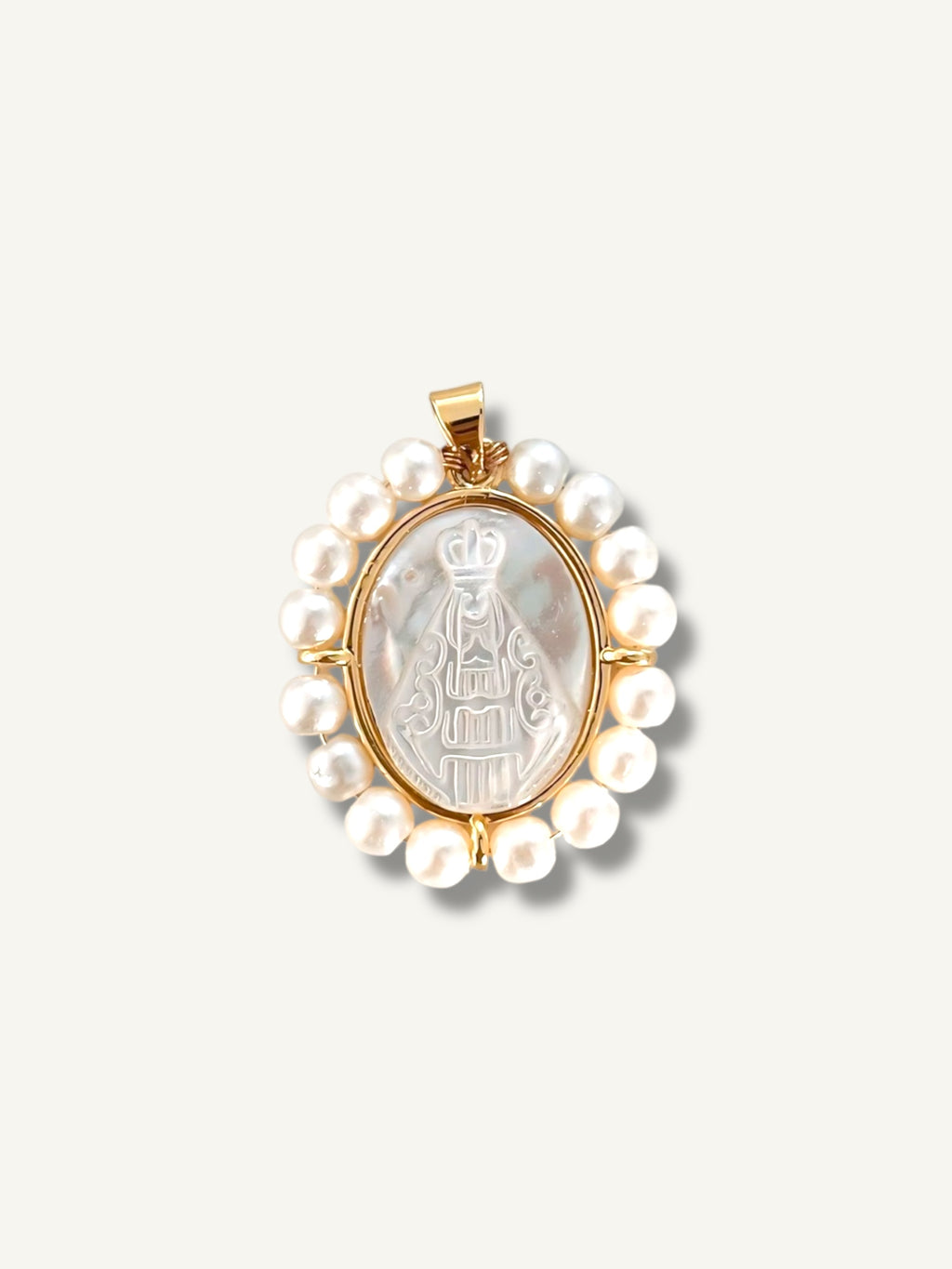 Medalla Nuestra Señora de los Dolores Nacar y perlas