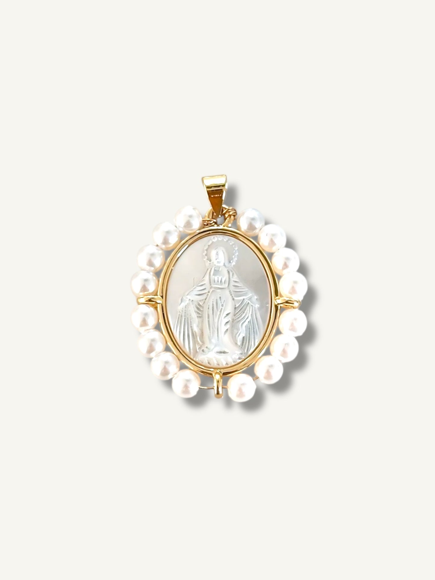 Medalla Virgen Milagrosa Nácar y perlas