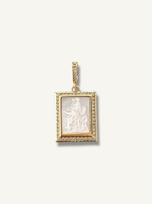 Medalla Virgen del Carmen nácar y circonitas