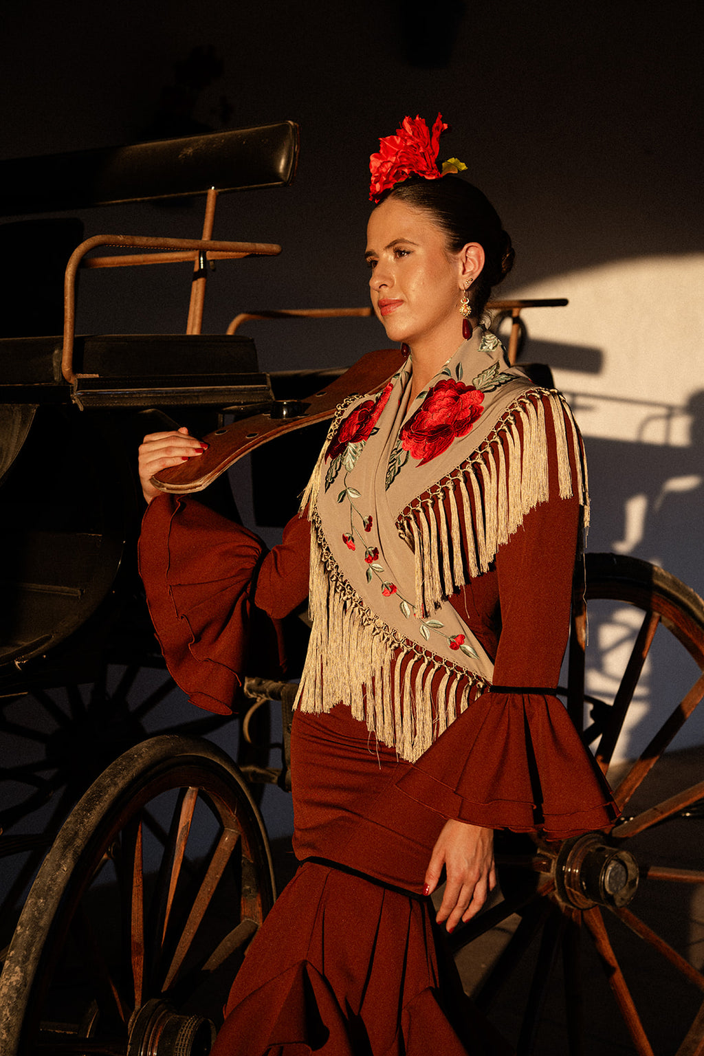Traje de flamenca - Modelo Catalina Marron y Negro