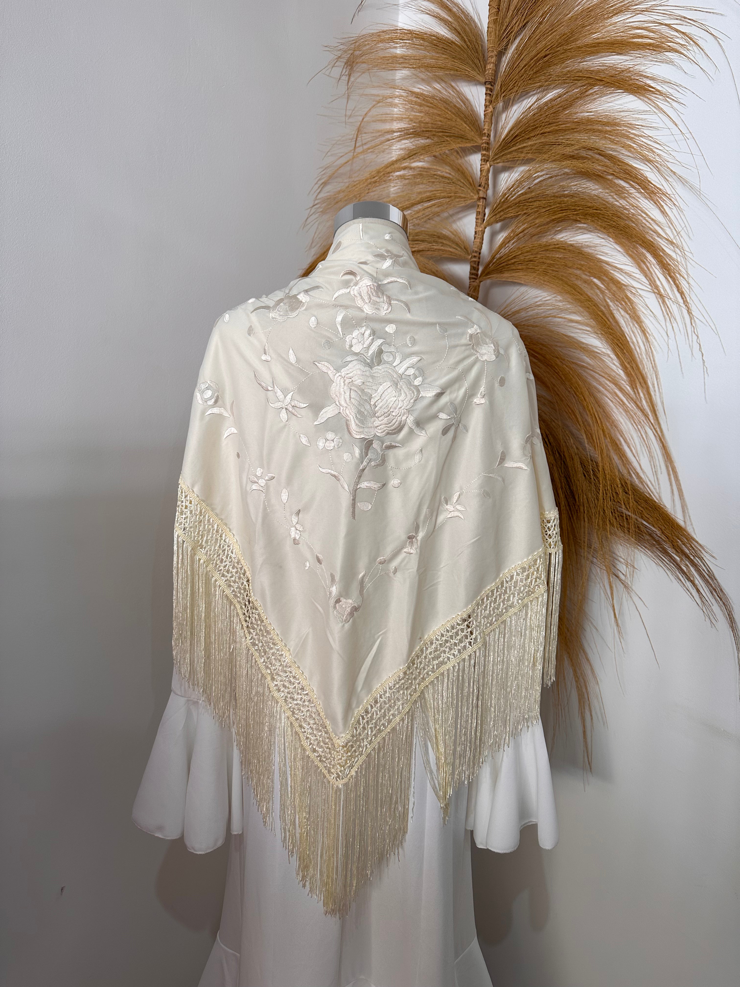 Mantoncillo Beige con beige